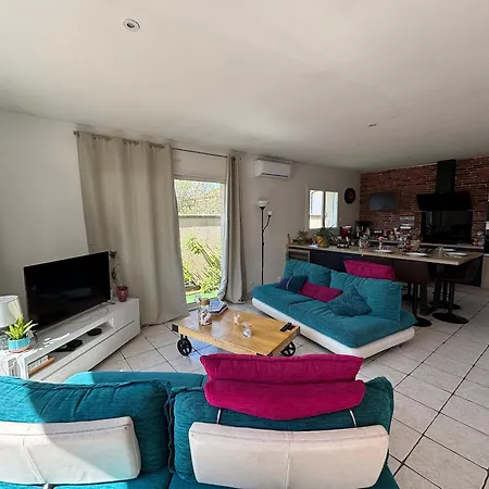 Ferienhaus Maison Climatisee A Bourg, 5 Pers, Menage Inclus - Fr-1-319-596 *